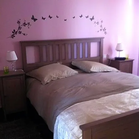 Le Petit Manoir Bed & Breakfast 3*