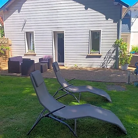 Bed & Breakfast Le Petit Manoir