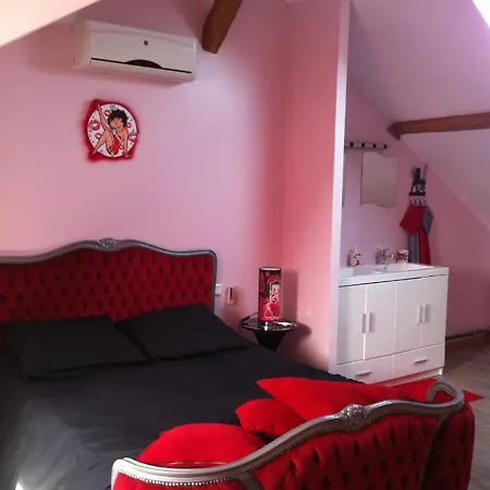 Bed & Breakfast Le Petit Manoir Farceaux